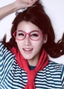 《01宅男汇》：当现实遇上虚拟，是逃避还是另一种生存？深度解析宅男世界的爱恨情仇